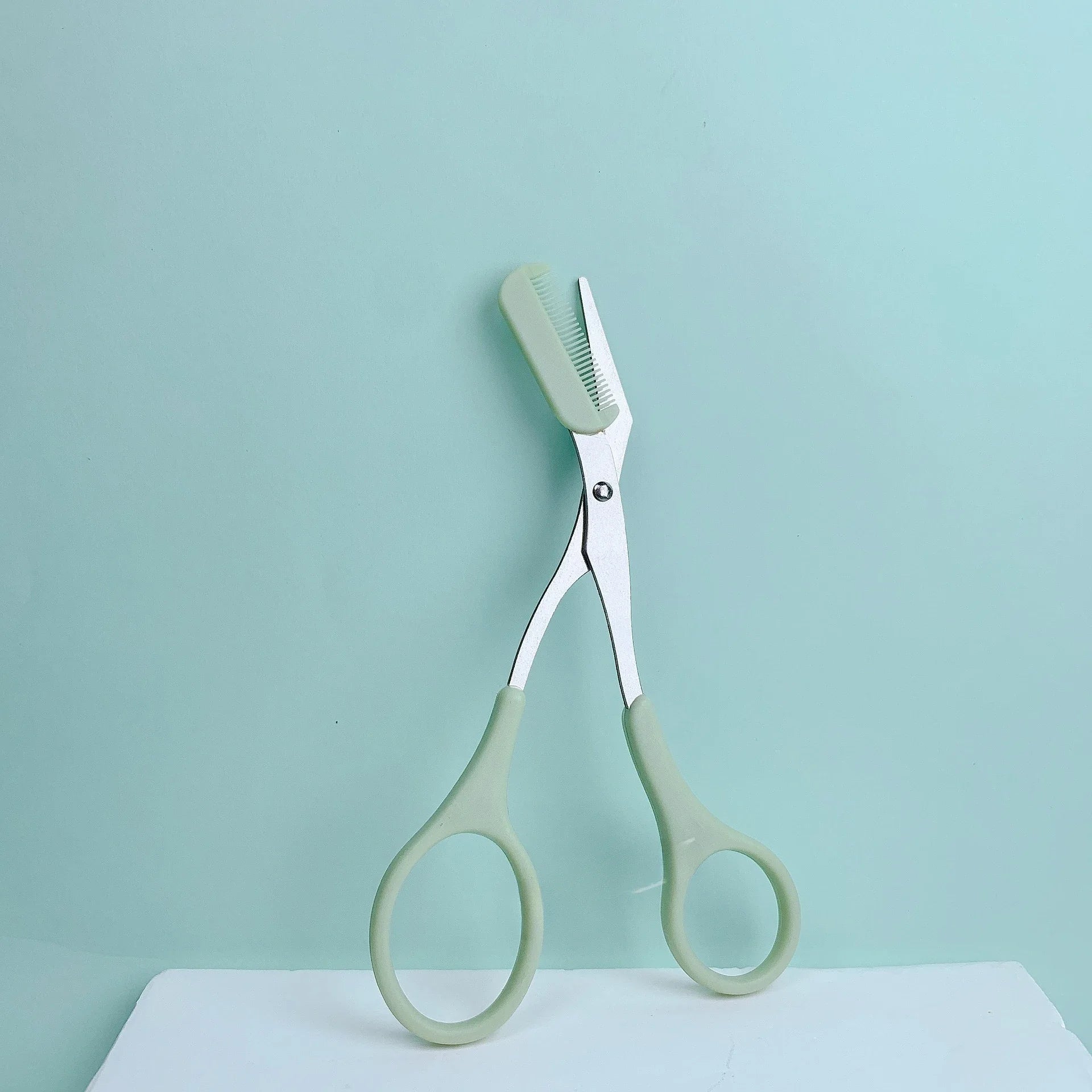Eyebrow Trimming Scissors with Comb | Precision Brow Grooming Tool